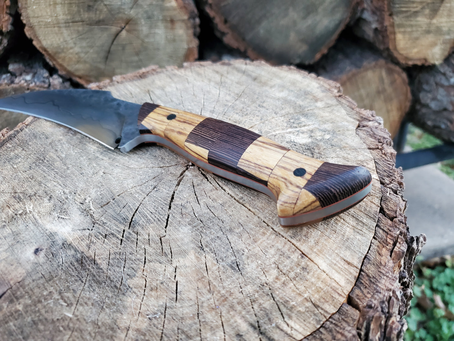 Insanity Build Forged 1084 Knife